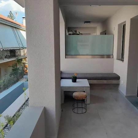 Apartment Brand New Flat Near De Bosset Bridge, *