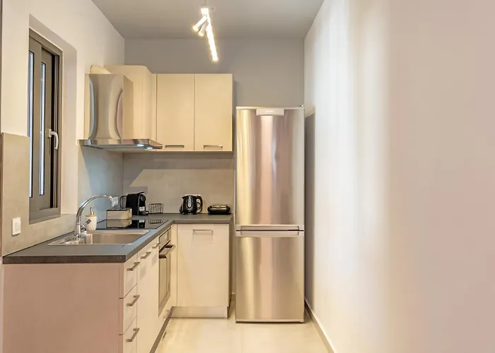 Brand New Flat Near De Bosset Bridge,