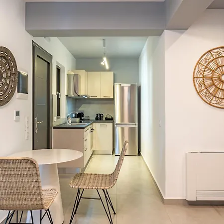 アパート Brand New Flat Near De Bosset Bridge, アルゴストリオン