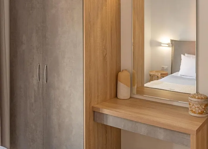 Apartament Brand New Flat Near De Bosset Bridge, *